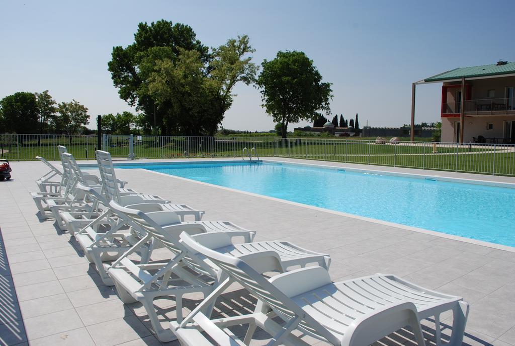 Villaggio Esmera Desenzano del Garda Exterior photo